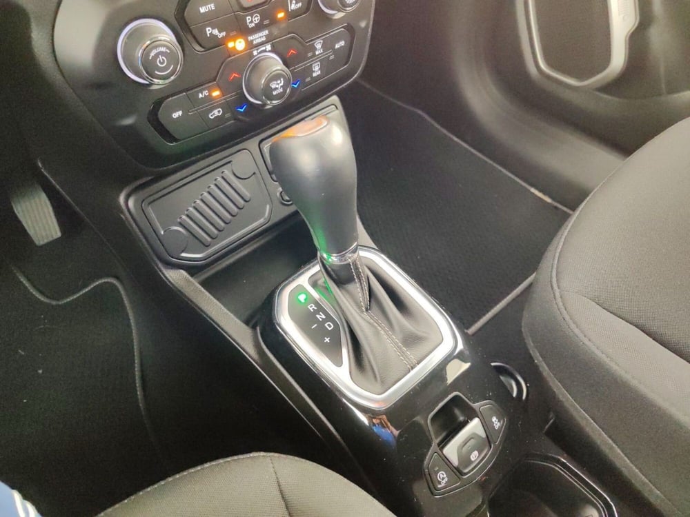 Jeep Renegade usata a Massa-Carrara (11)