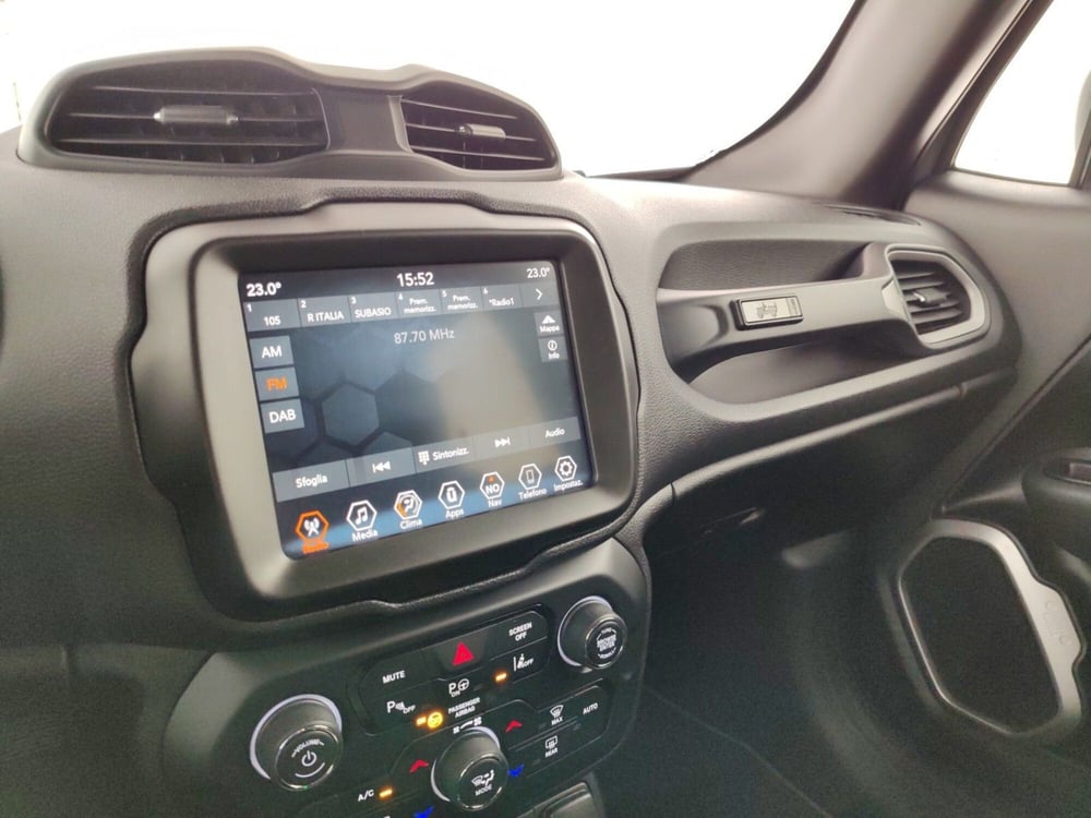 Jeep Renegade usata a Massa-Carrara (12)