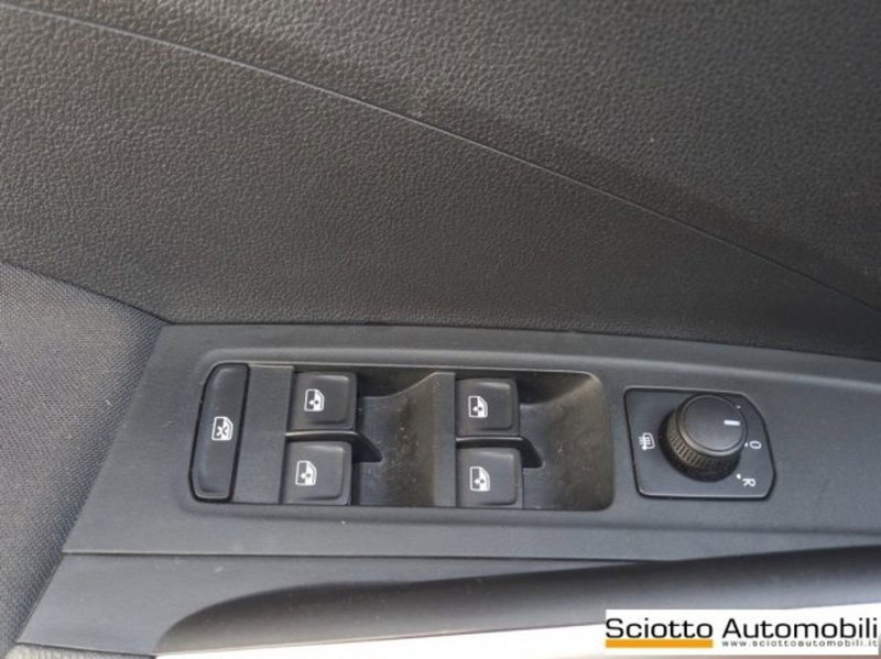 Skoda Fabia usata a Messina (12)