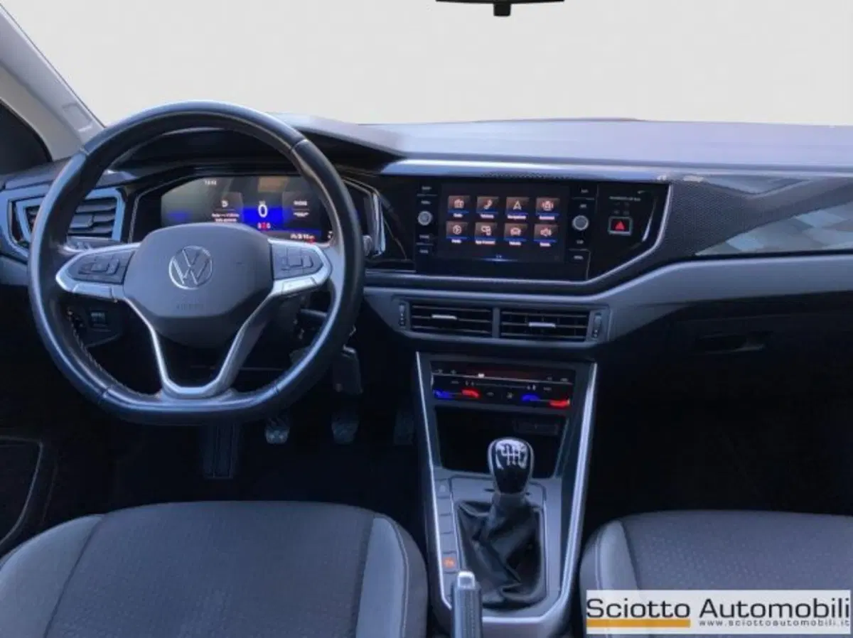 Volkswagen Taigo usata a Messina (13)