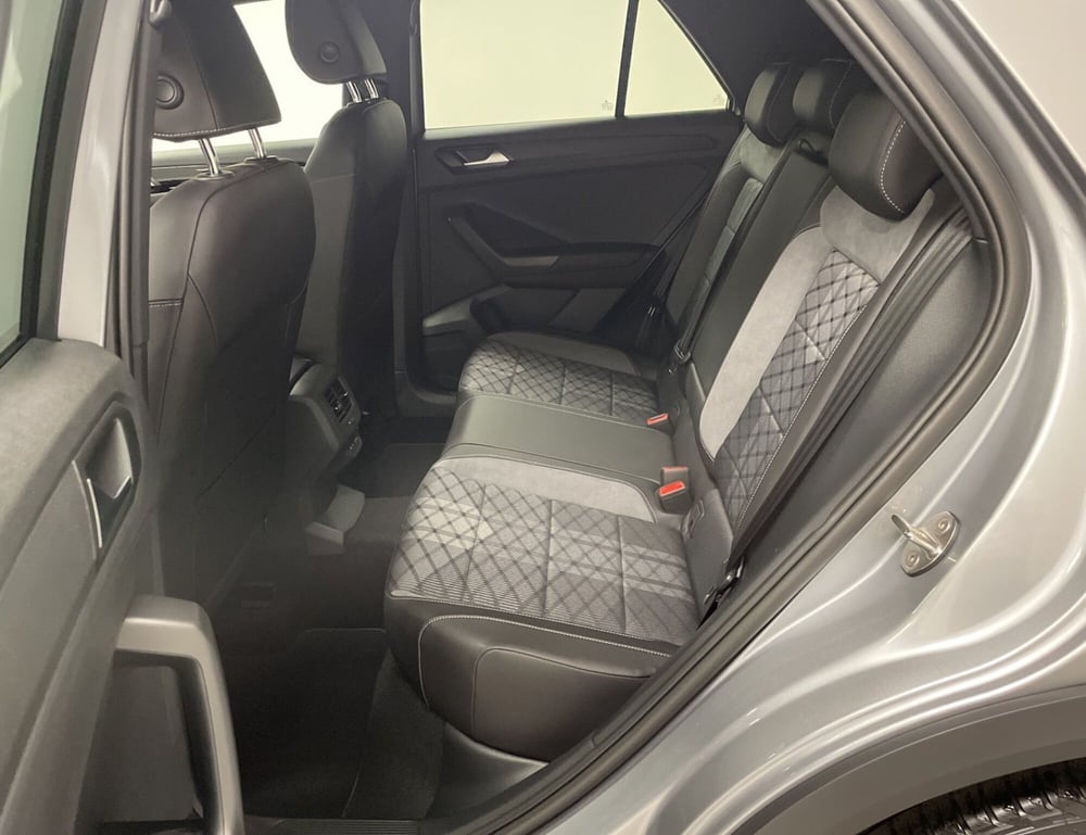 Volkswagen T-Roc nuova a Varese (11)