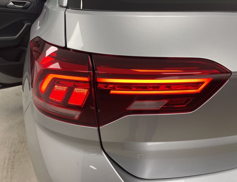 Volkswagen T-Roc nuova a Varese (18)
