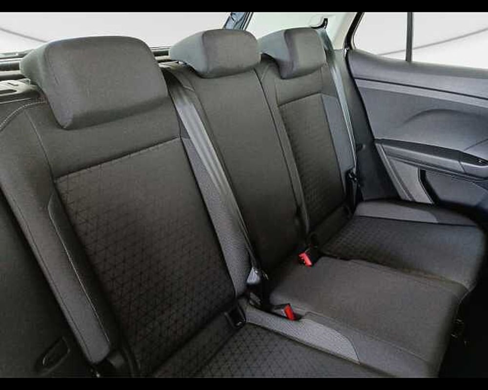 Volkswagen T-Cross usata a Roma (9)
