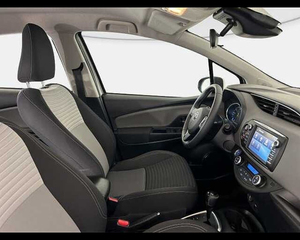 Toyota Yaris usata a Roma (8)