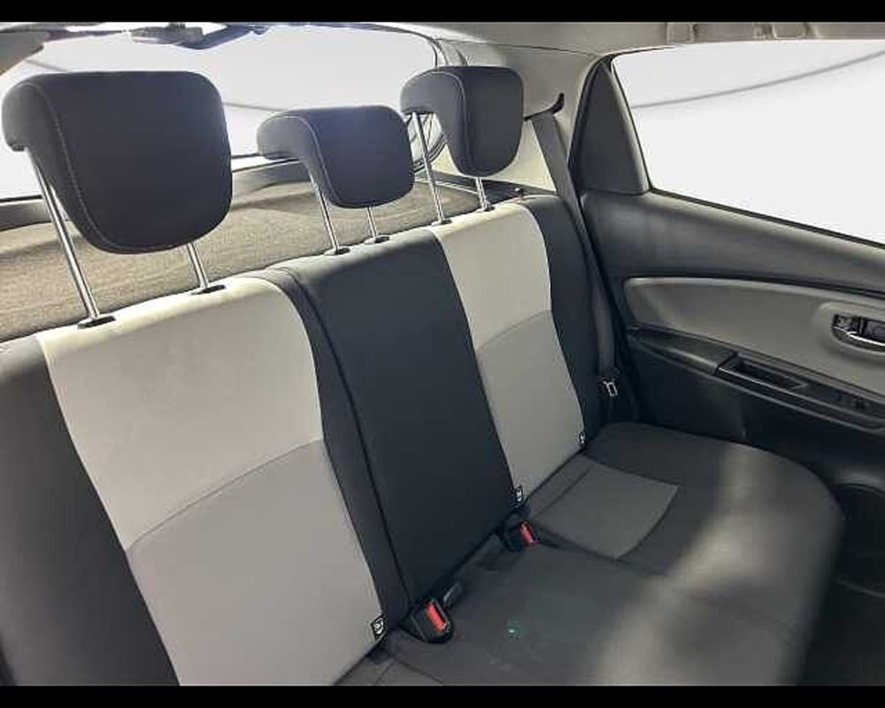 Toyota Yaris usata a Roma (9)