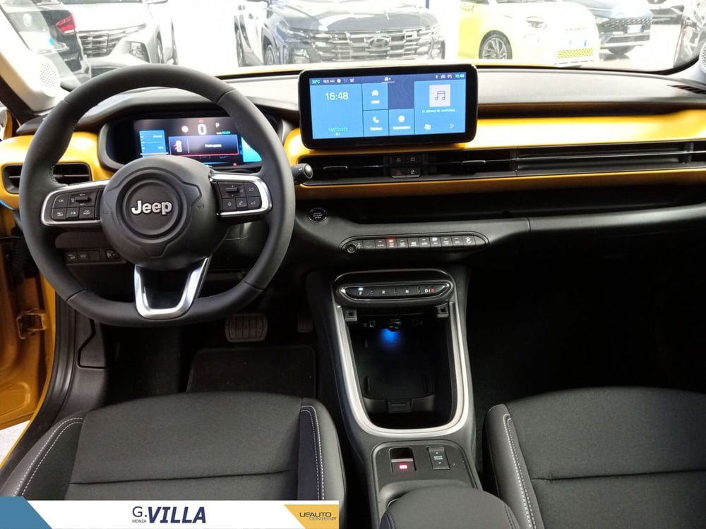 Jeep Avenger nuova a Monza e Brianza (10)