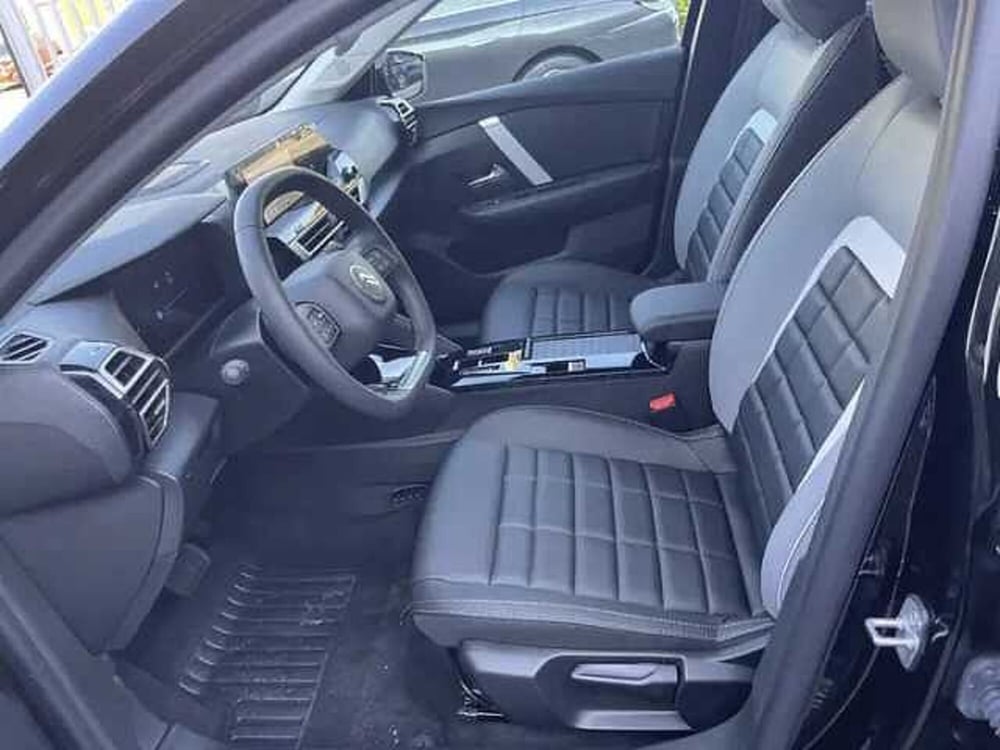 Citroen C4 X nuova a Milano (8)