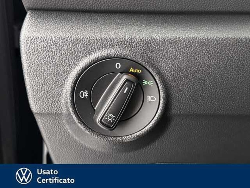 Volkswagen T-Roc usata a Vicenza (12)