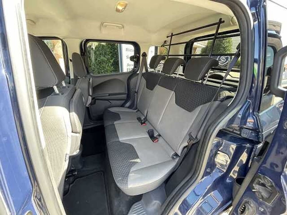 Ford Tourneo Courier usata a Torino (11)
