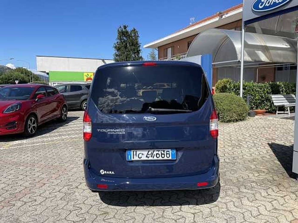 Ford Tourneo Courier usata a Torino (4)
