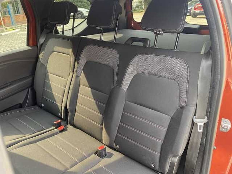 Dacia Jogger usata a Torino (11)