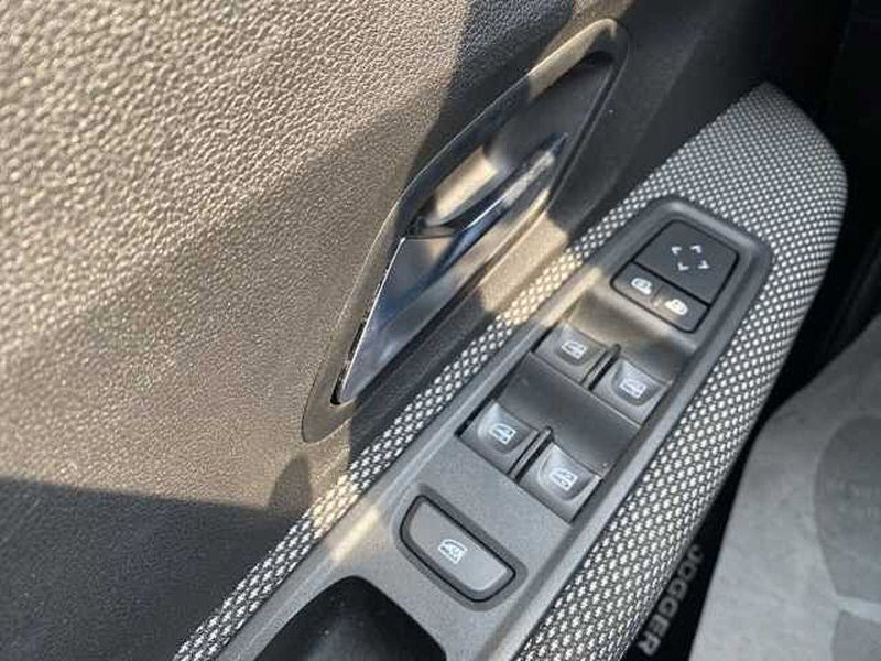 Dacia Jogger usata a Torino (15)