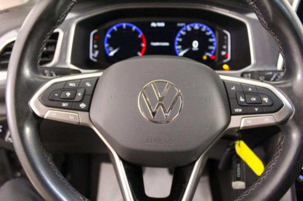 Volkswagen T-Roc usata a Novara (15)
