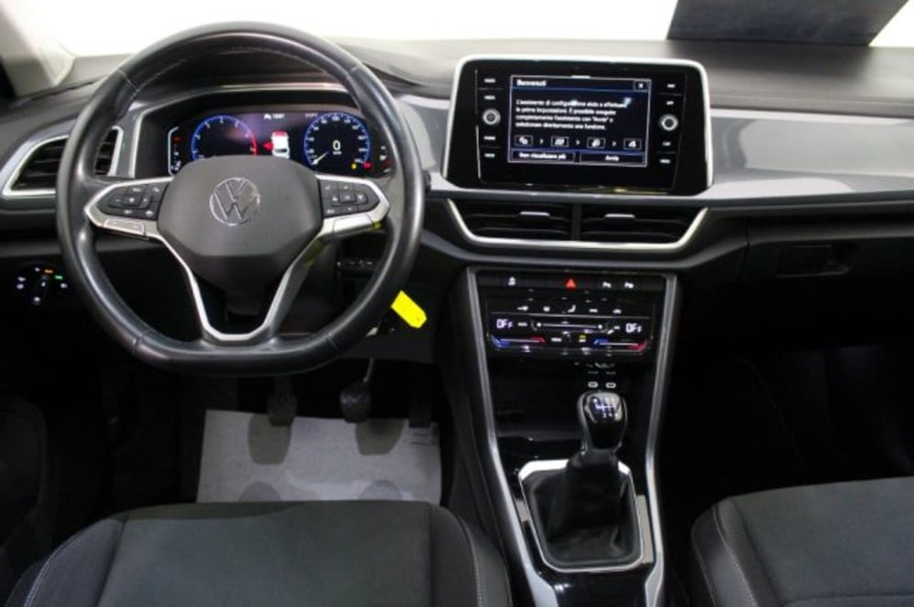 Volkswagen T-Roc usata a Novara (6)