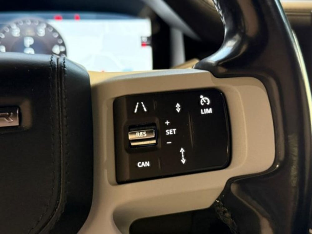 Land Rover Defender usata a Trapani (11)