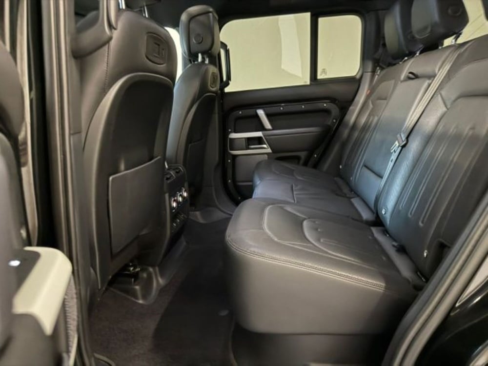 Land Rover Defender usata a Trapani (16)
