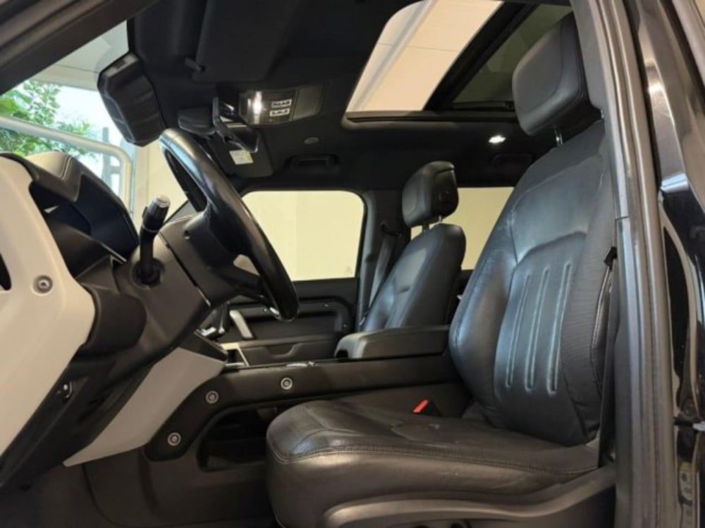Land Rover Defender usata a Trapani (7)