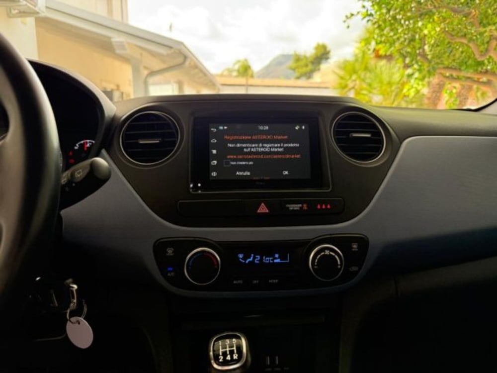 Hyundai i10 usata a Trapani (11)