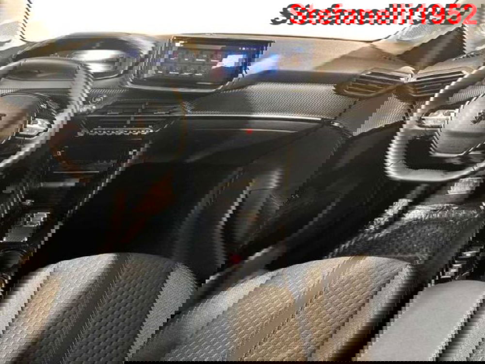 Peugeot 208 nuova a Bologna (13)