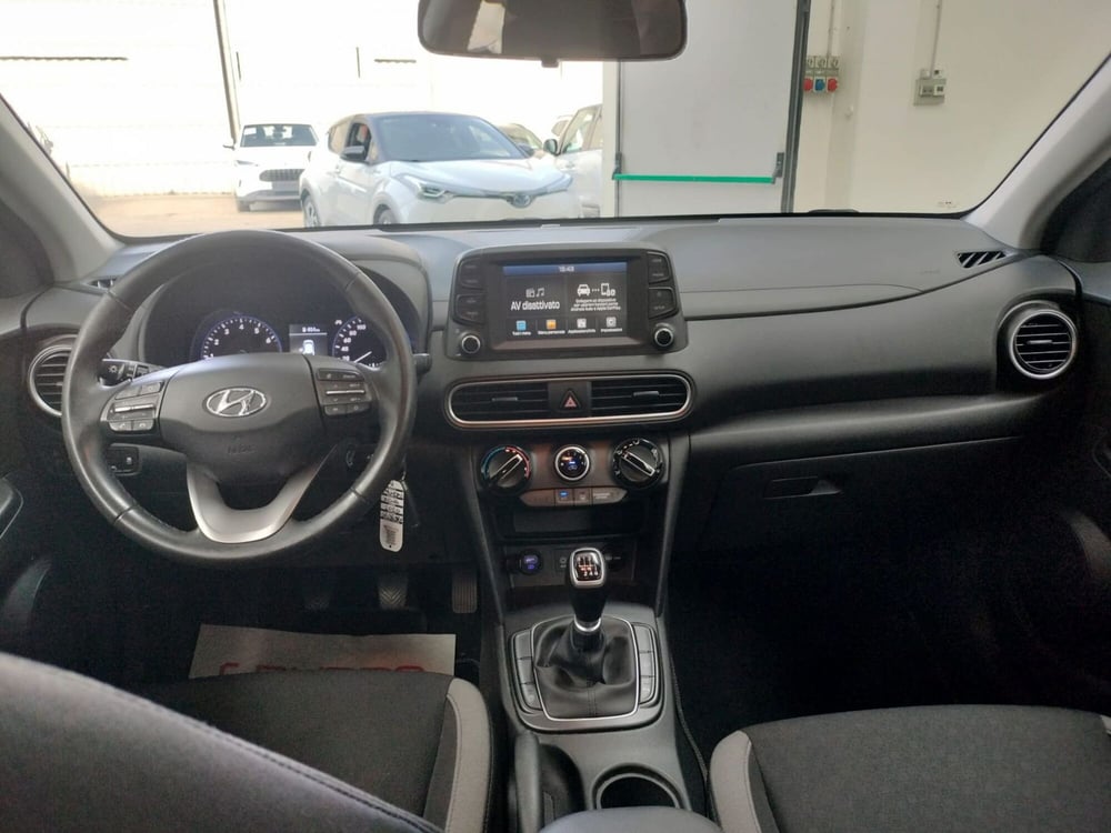 Hyundai Kona usata a Modena (9)
