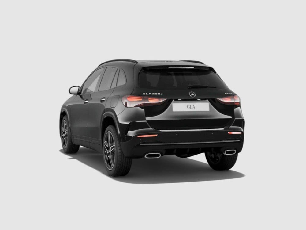 Mercedes-Benz GLA SUV nuova a Ancona (3)