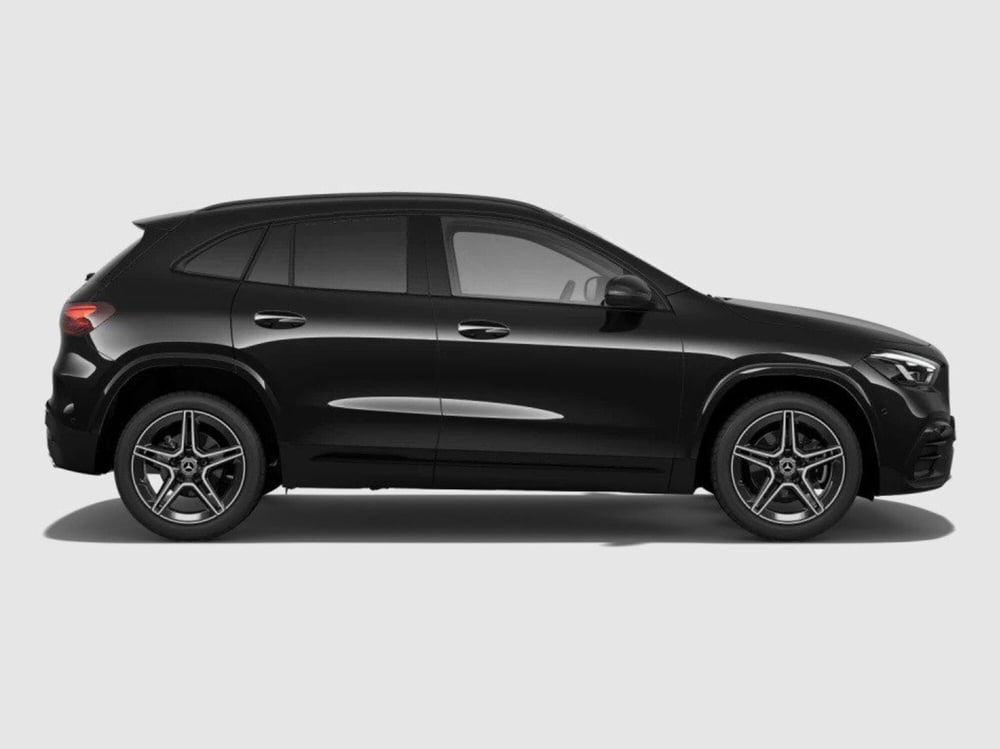 Mercedes-Benz GLA SUV nuova a Ancona (6)