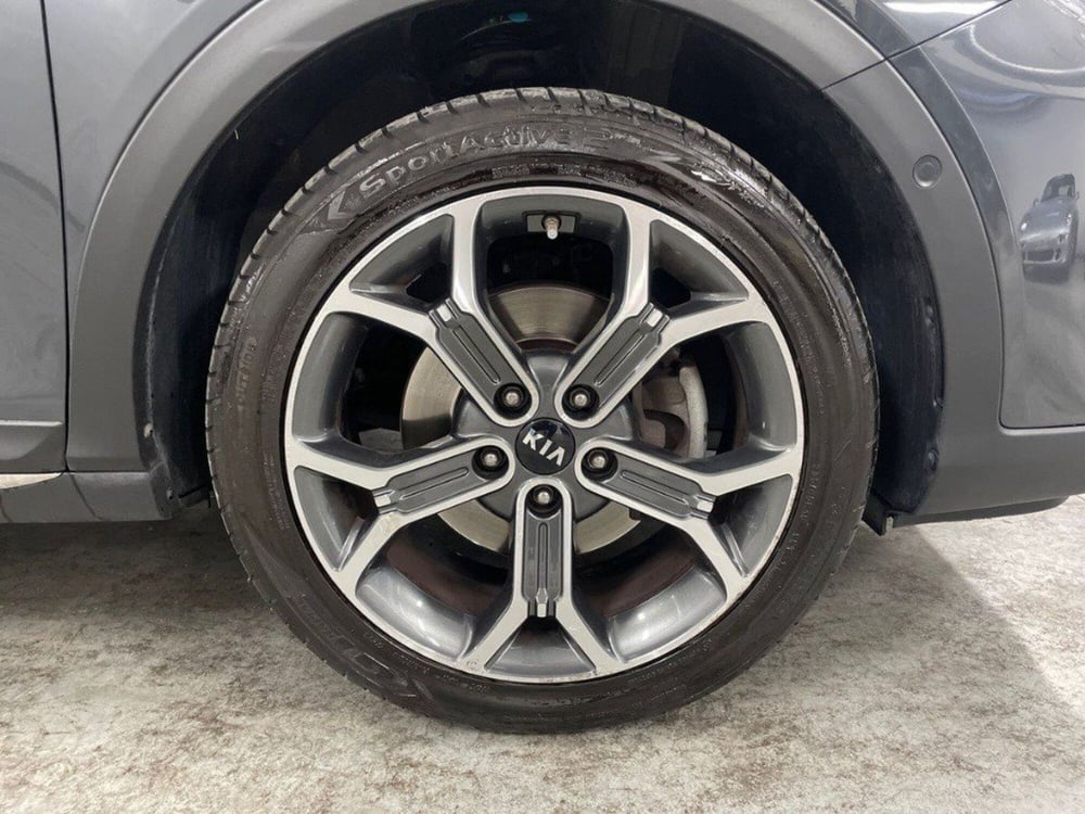 Kia XCeed usata a Macerata (8)