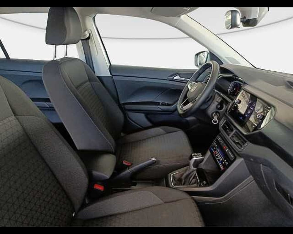 Volkswagen T-Cross usata a Roma (8)