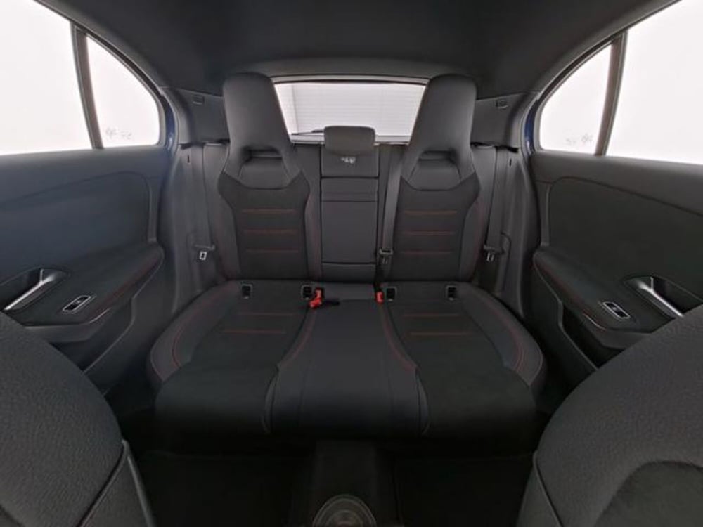 Mercedes-Benz Classe A usata a Milano (10)