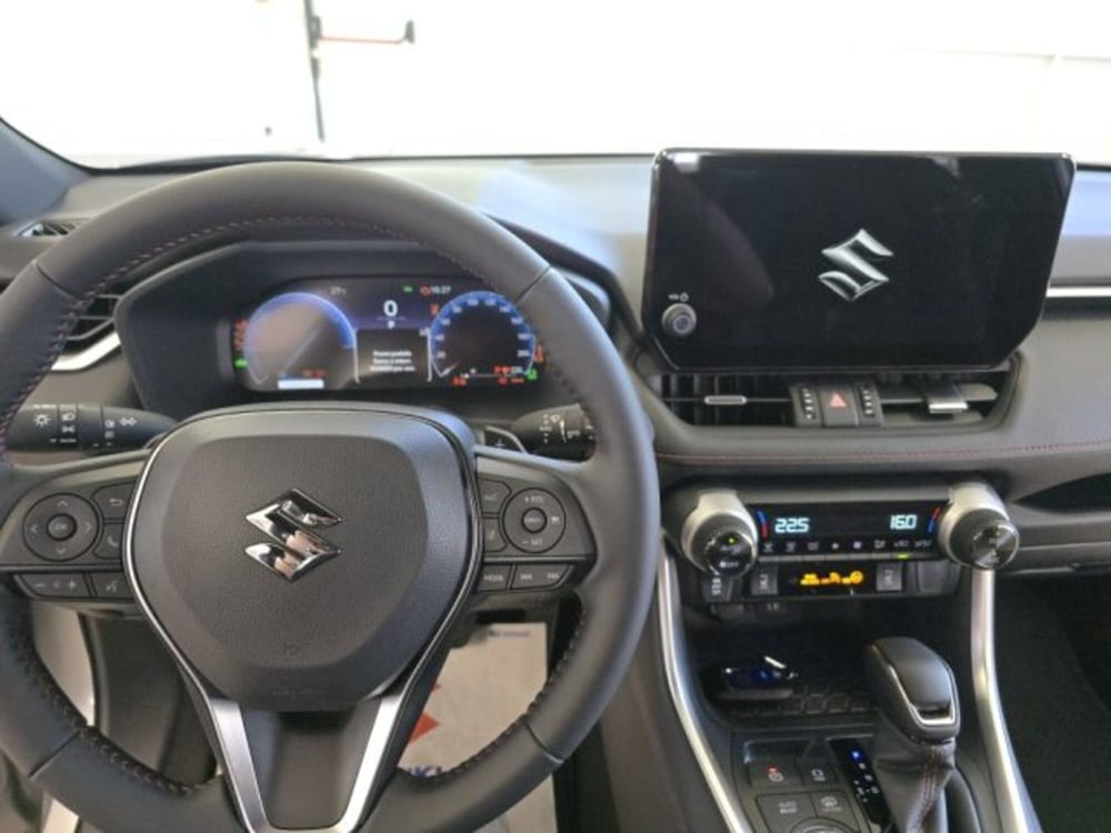 Suzuki Across nuova a Reggio Emilia (12)