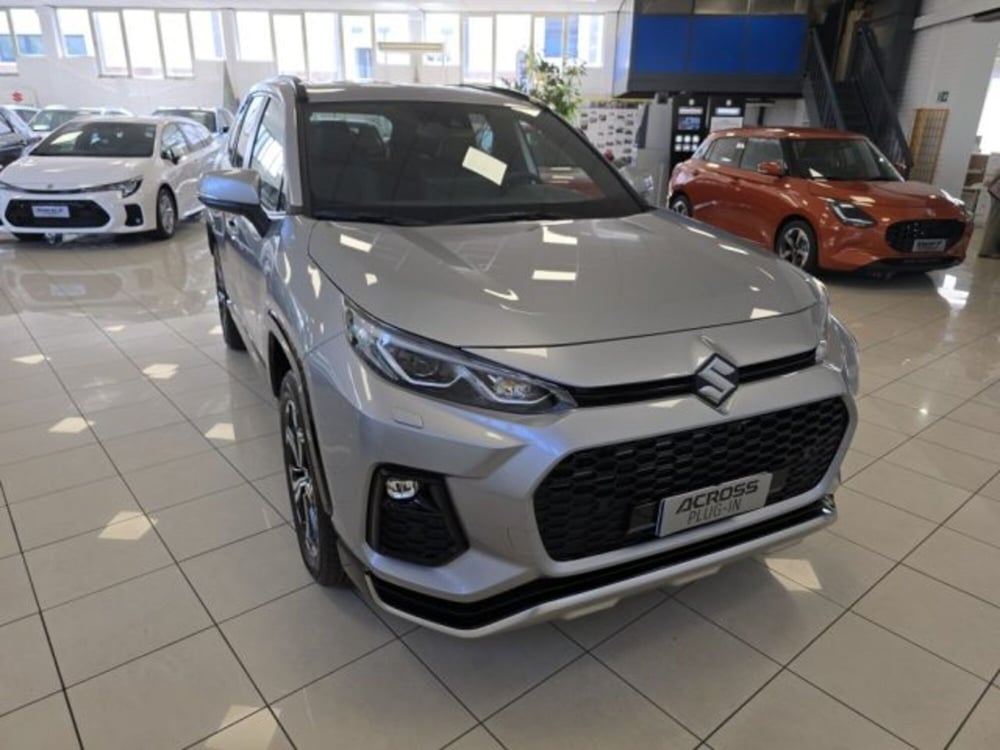 Suzuki Across nuova a Reggio Emilia (9)