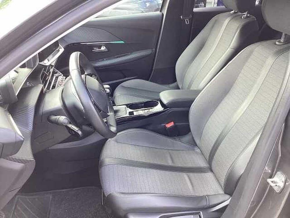 Peugeot 208 usata a Roma (10)