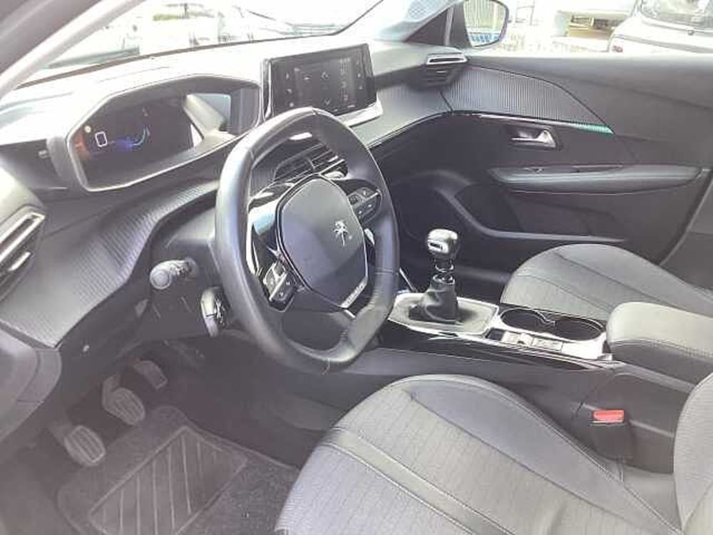 Peugeot 208 usata a Roma (11)