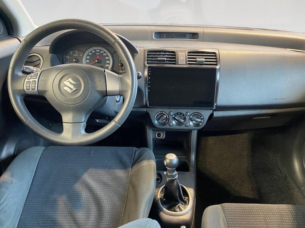 Suzuki Swift usata a Torino (5)