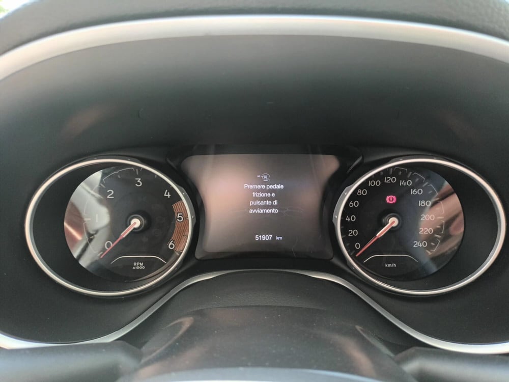 Jeep Compass usata a Bari (11)