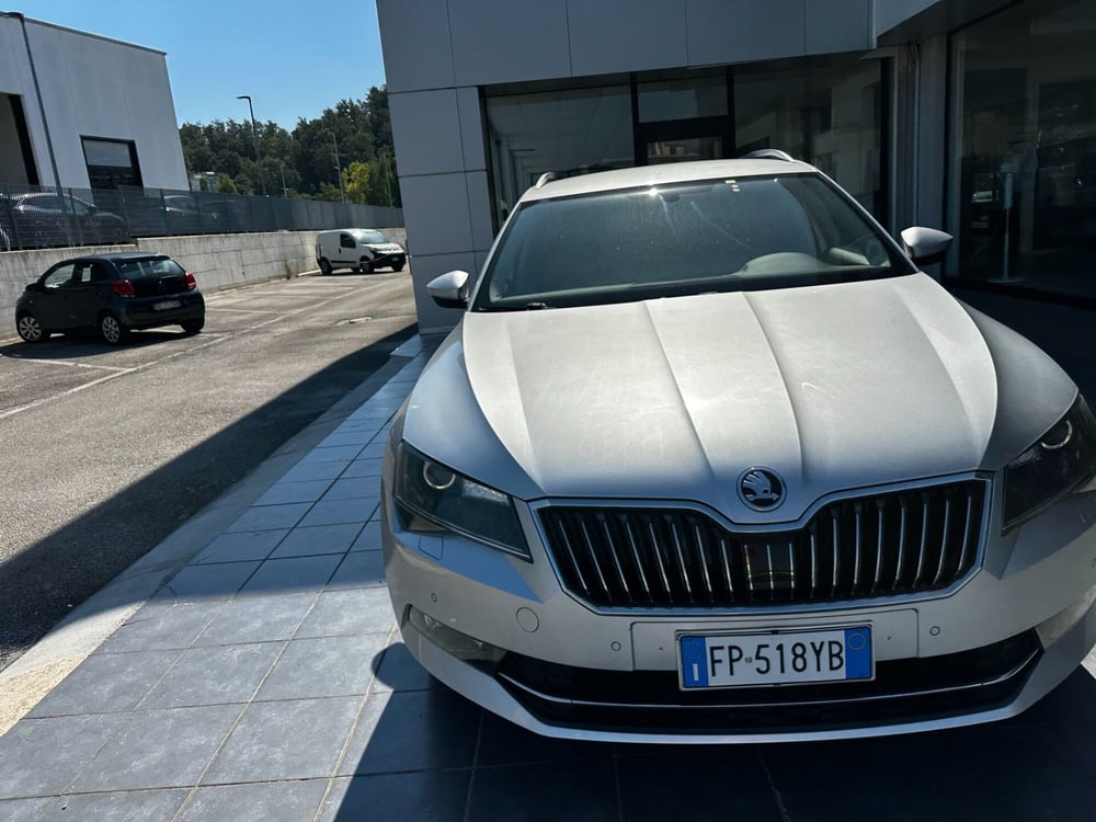 Skoda Superb Station Wagon usata a Frosinone (13)
