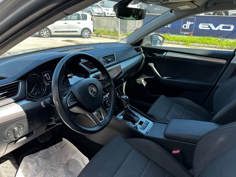 Skoda Superb Station Wagon usata a Frosinone (8)