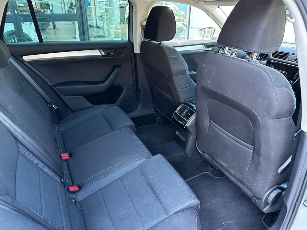 Skoda Superb Station Wagon usata a Frosinone (9)