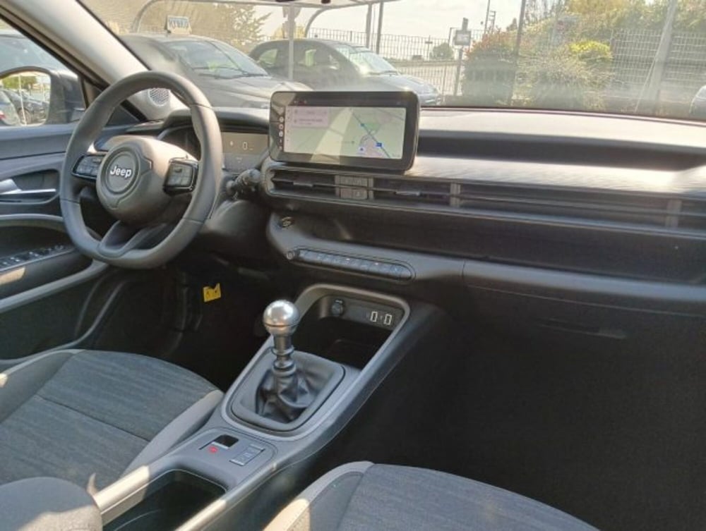 Jeep Avenger nuova a Brescia (15)