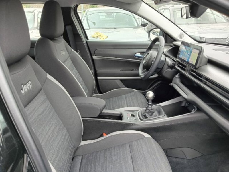 Jeep Avenger nuova a Brescia (18)