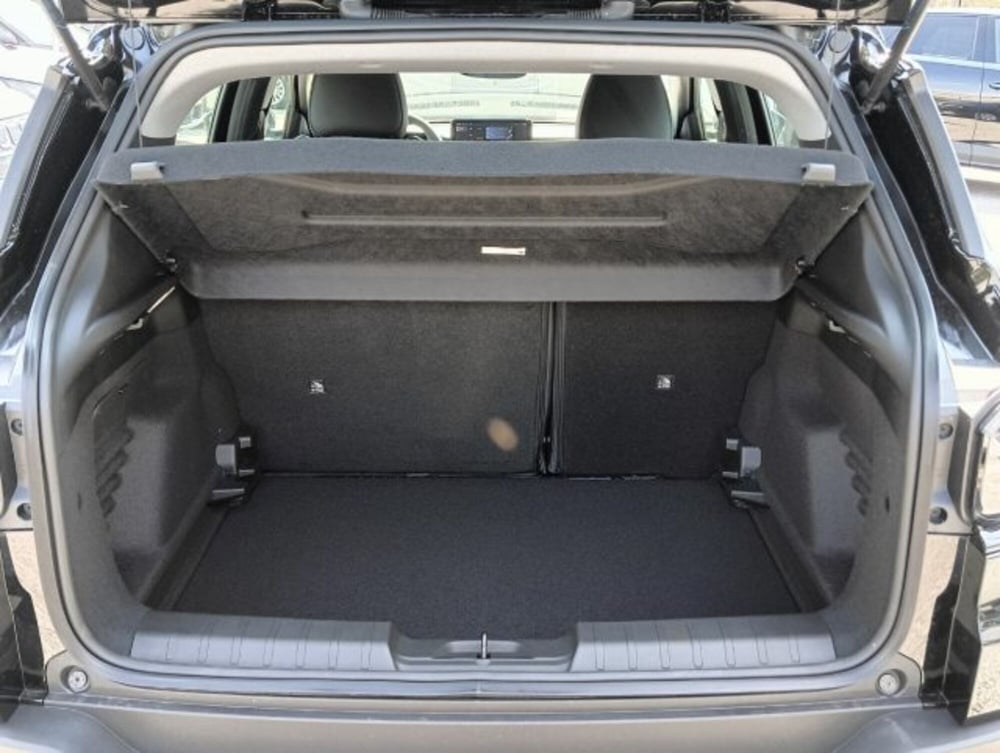 Jeep Avenger nuova a Brescia (19)