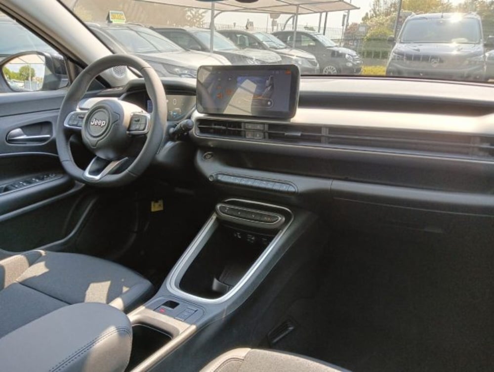 Jeep Avenger nuova a Brescia (20)