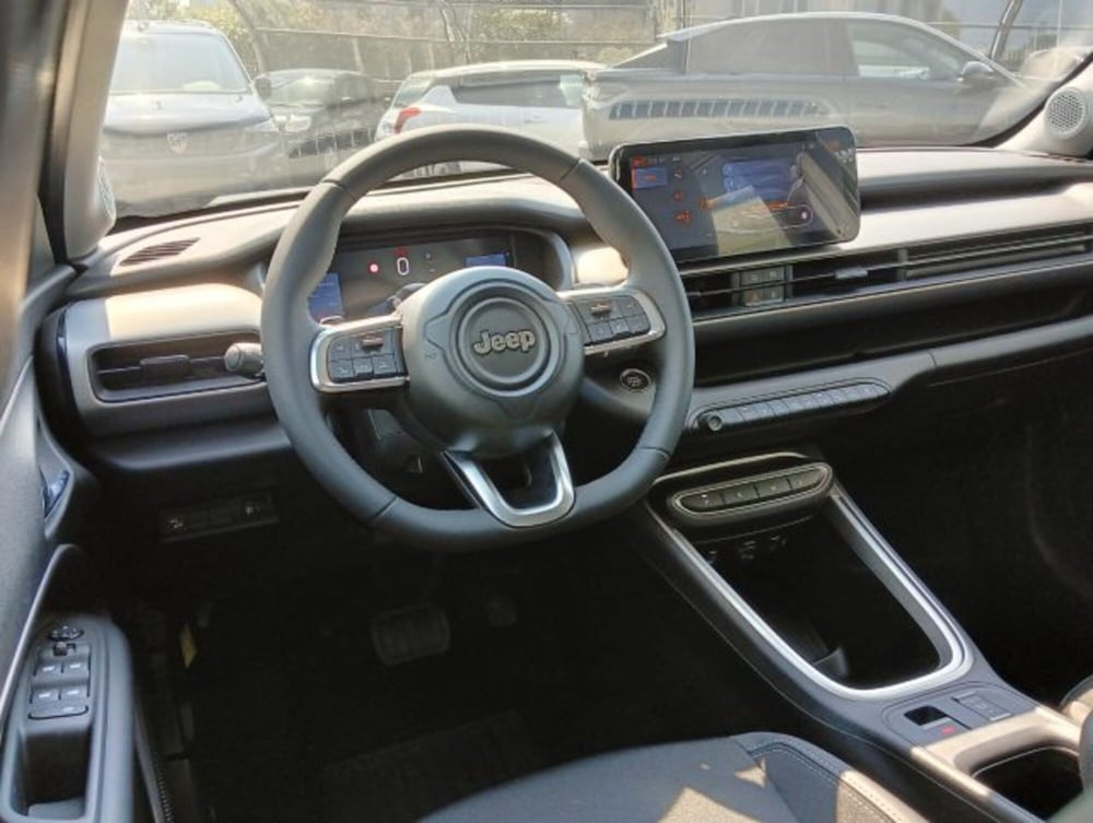 Jeep Avenger nuova a Brescia (6)