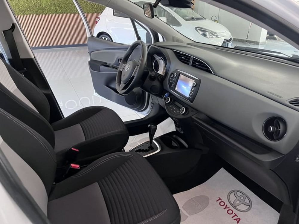 Toyota Yaris usata a Prato (8)
