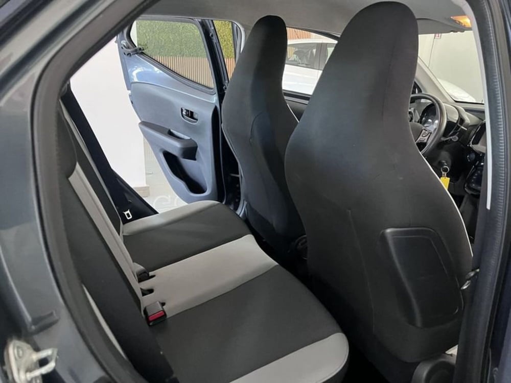 Toyota Aygo usata a Prato (10)