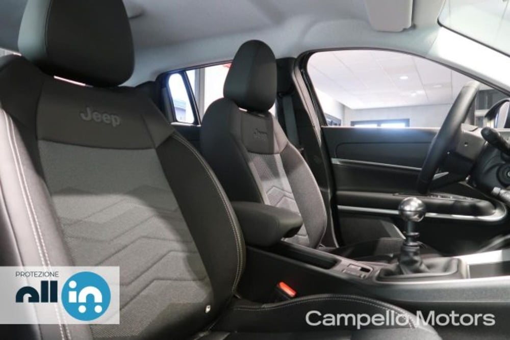 Jeep Avenger nuova a Venezia (12)