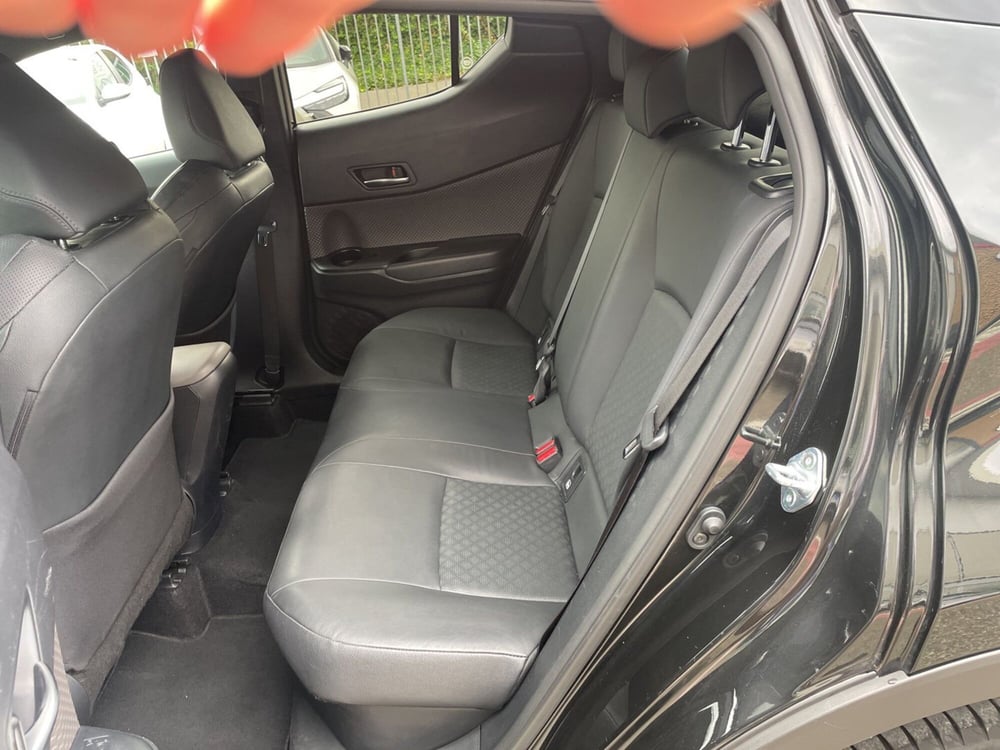 Toyota Toyota C-HR usata a Piacenza (11)