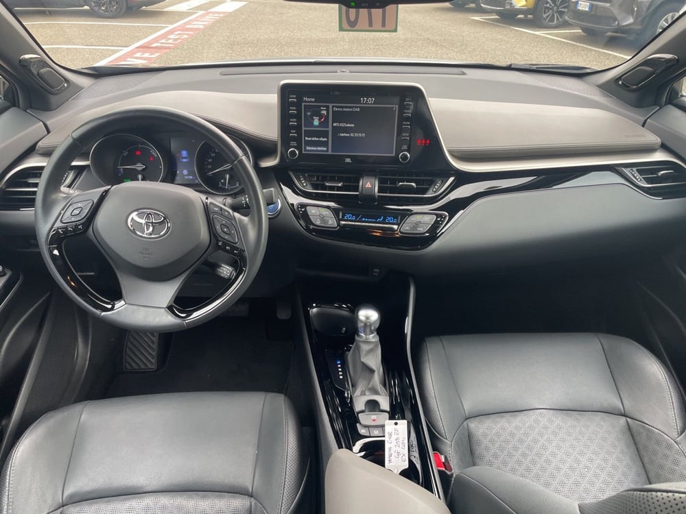 Toyota Toyota C-HR usata a Piacenza (12)