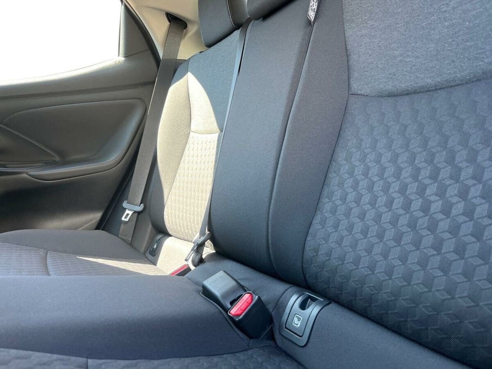 Toyota Yaris usata a Sondrio (12)