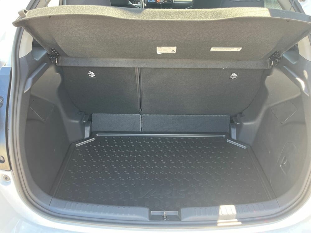 Toyota Yaris usata a Sondrio (13)